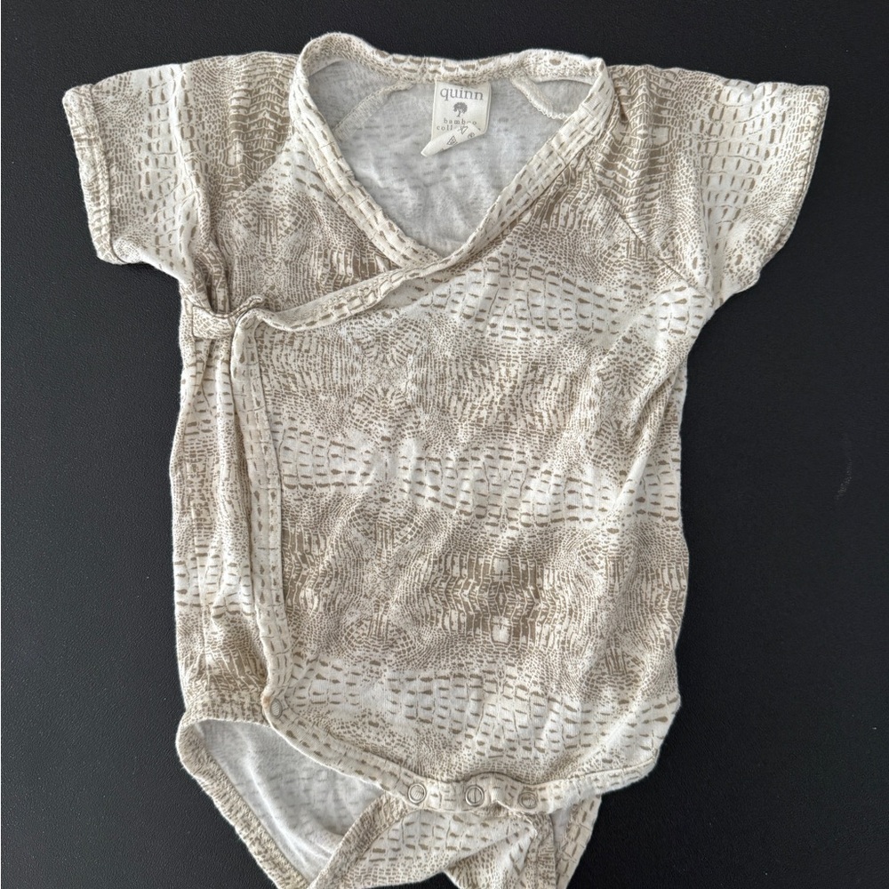 Kate Quinn Bamboo Baby Bodysuit 3-6 month